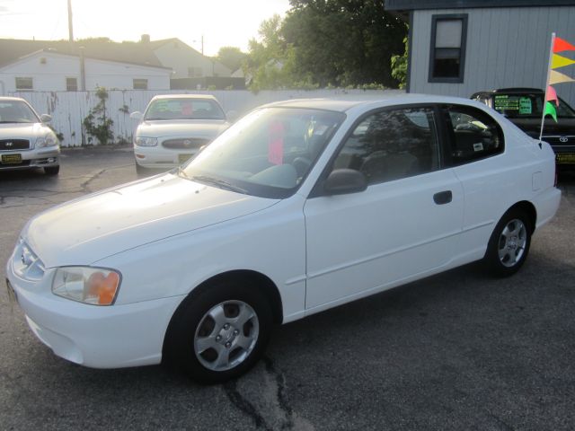 Hyundai Accent 2002 photo 6