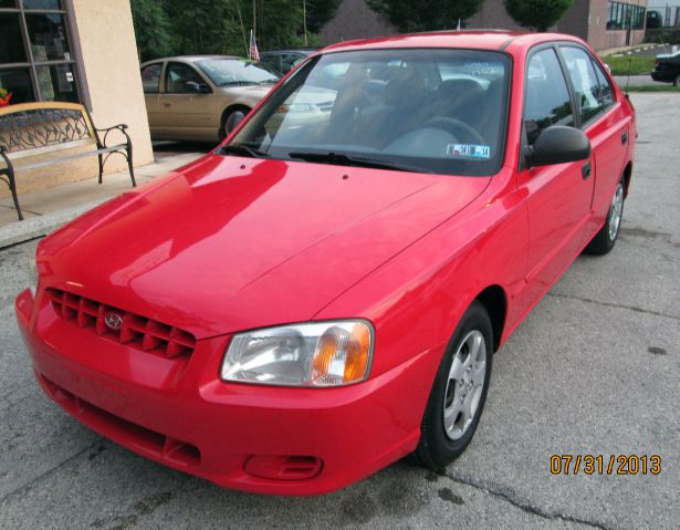 Hyundai Accent 2002 photo 4