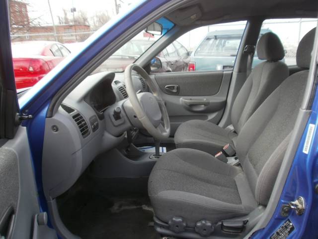 Hyundai Accent 2002 photo 5