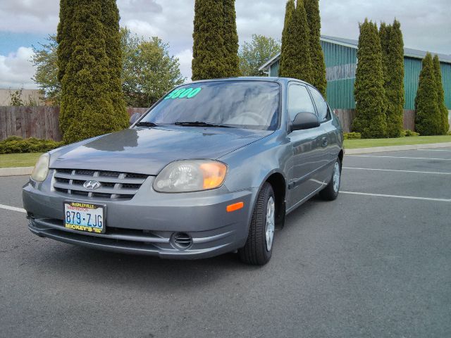 Hyundai Accent 2003 photo 3