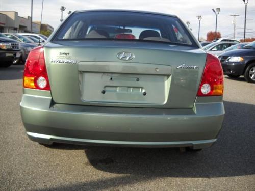 Hyundai Accent 2003 photo 2