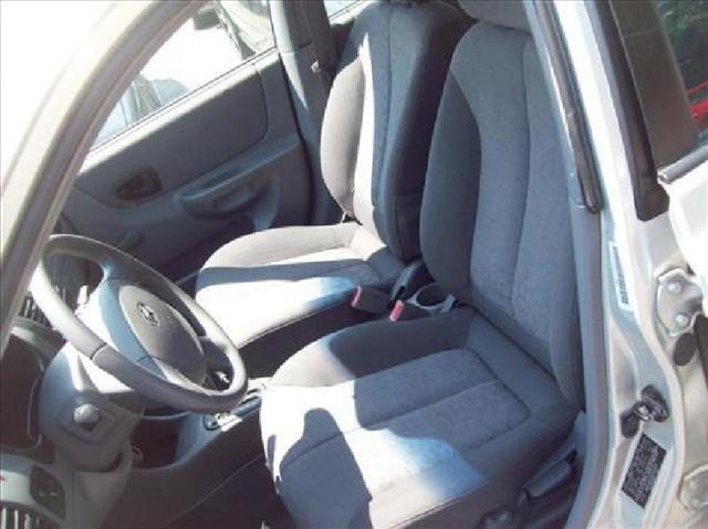 Hyundai Accent 2003 photo 1