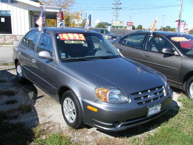 Hyundai Accent S Sedan Sedan