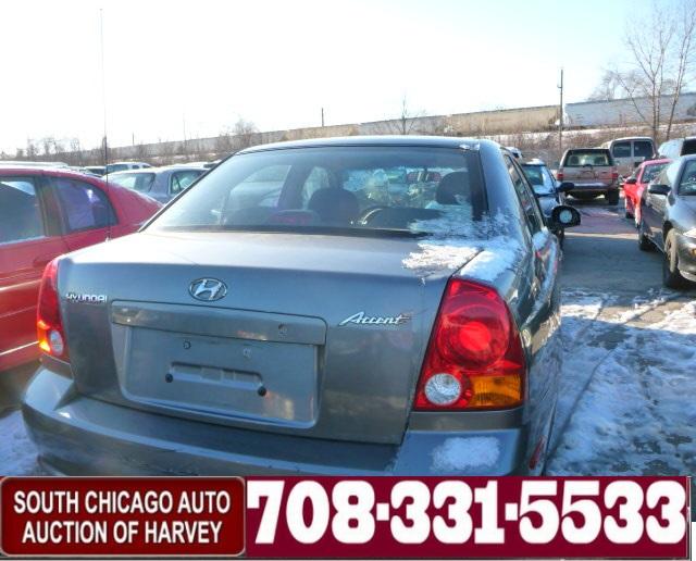 Hyundai Accent S Sedan Sedan