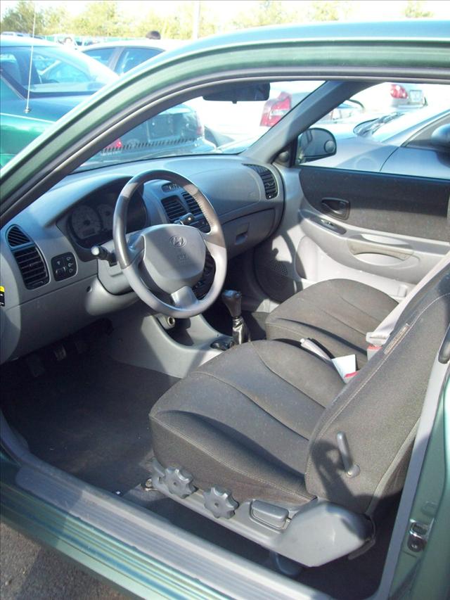 Hyundai Accent 2003 photo 1