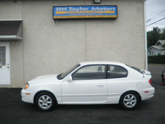 Hyundai Accent 2003 photo 3