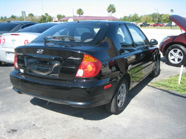 Hyundai Accent 2003 photo 1