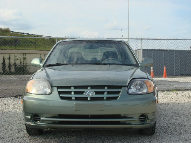 Hyundai Accent 2003 photo 1