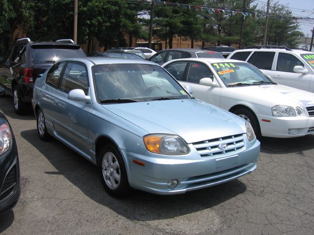 Hyundai Accent 2003 photo 3