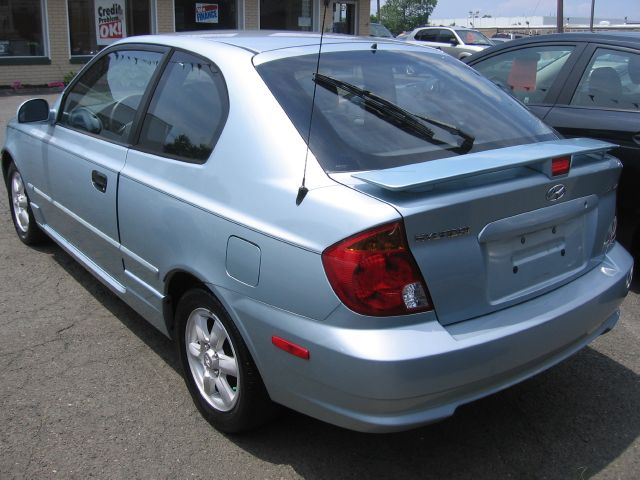 Hyundai Accent 2003 photo 4