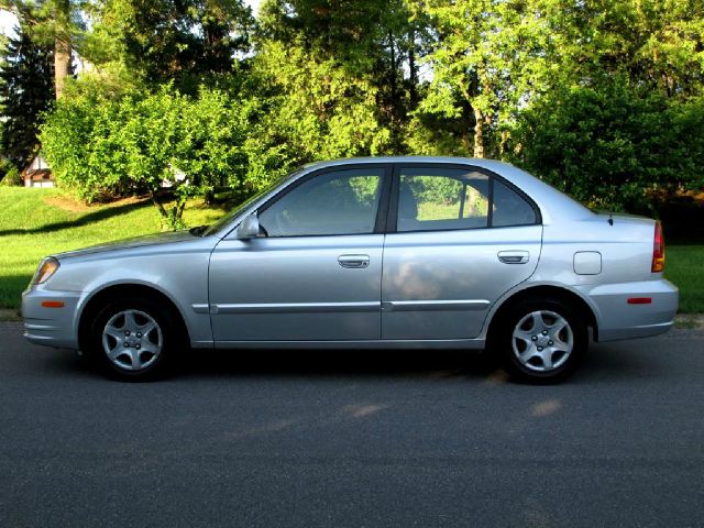 Hyundai Accent 2003 photo 13