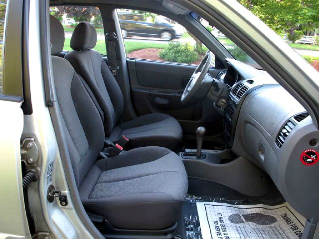 Hyundai Accent 2003 photo 2