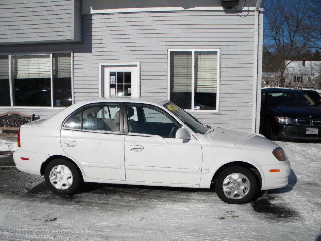 Hyundai Accent S Sedan Sedan