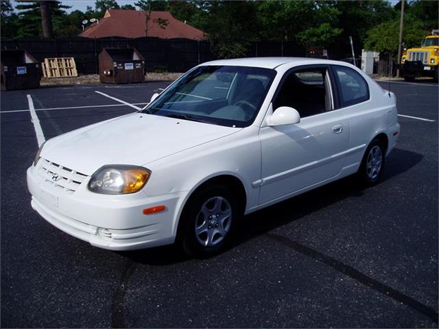 Hyundai Accent 2004 photo 1