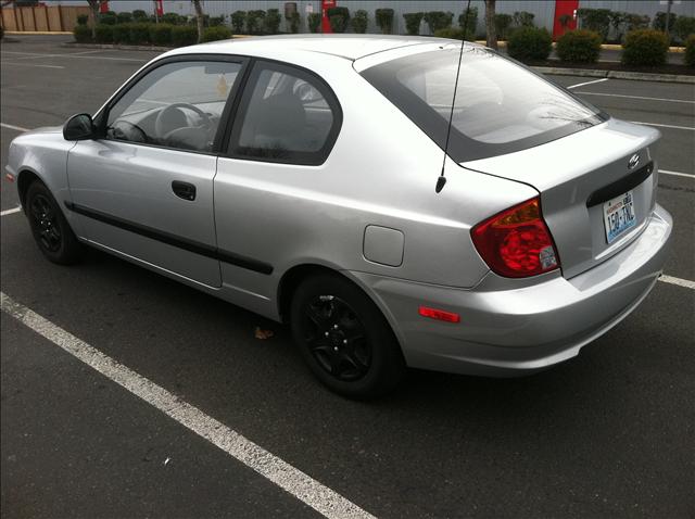 Hyundai Accent 2004 photo 1