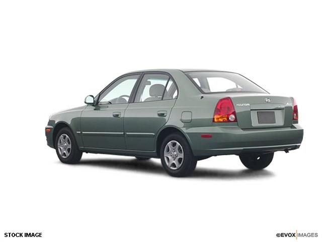 Hyundai Accent 2004 photo 1