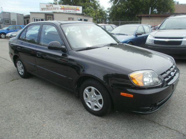 Hyundai Accent 2004 photo 1