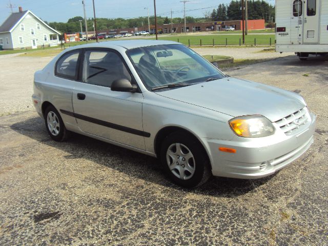 Hyundai Accent 2004 photo 1