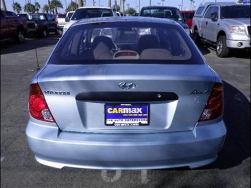 Hyundai Accent 2004 photo 5