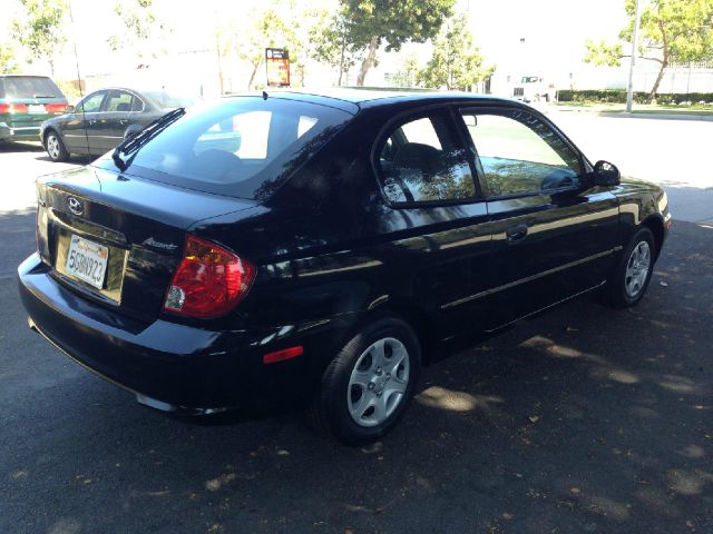 Hyundai Accent 2004 photo 8