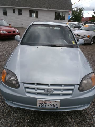 Hyundai Accent 2004 photo 2