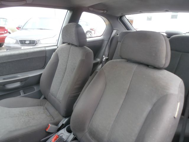 Hyundai Accent 2004 photo 3