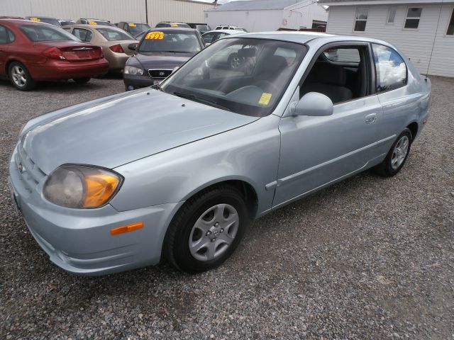 Hyundai Accent 2004 photo 4