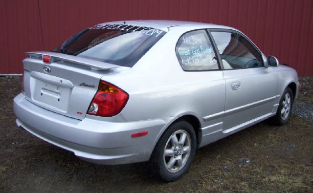 Hyundai Accent 2004 photo 4