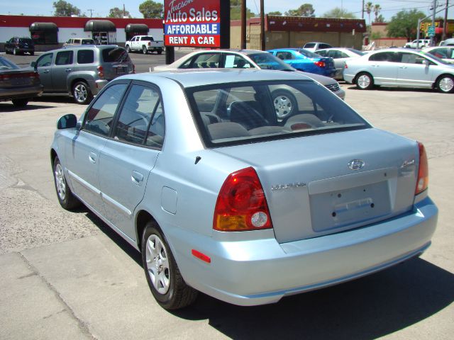 Hyundai Accent Slt,4x4,1-owner,3rd Seat Sedan