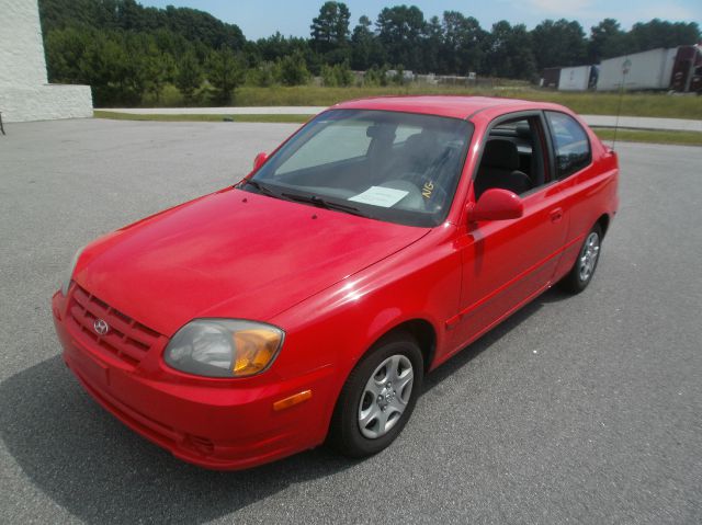 Hyundai Accent 2005 photo 2