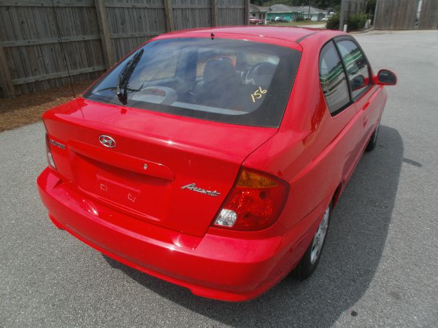 Hyundai Accent 2005 photo 4