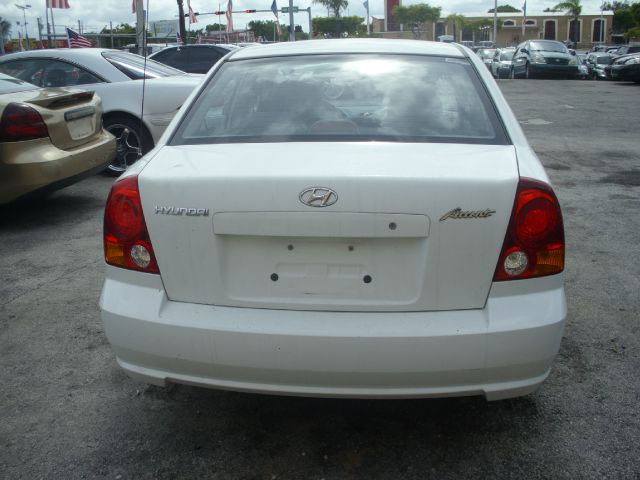 Hyundai Accent 2005 photo 5