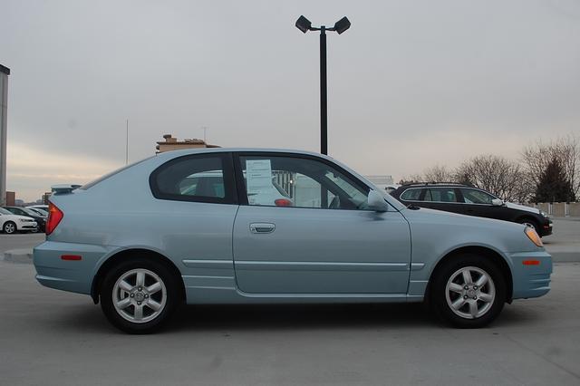 Hyundai Accent 2005 photo 3