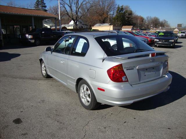 Hyundai Accent 2005 photo 3