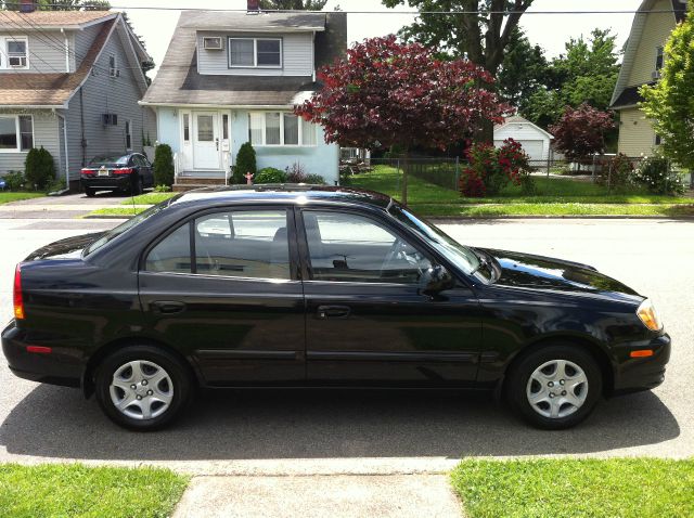 Hyundai Accent 2005 photo 19