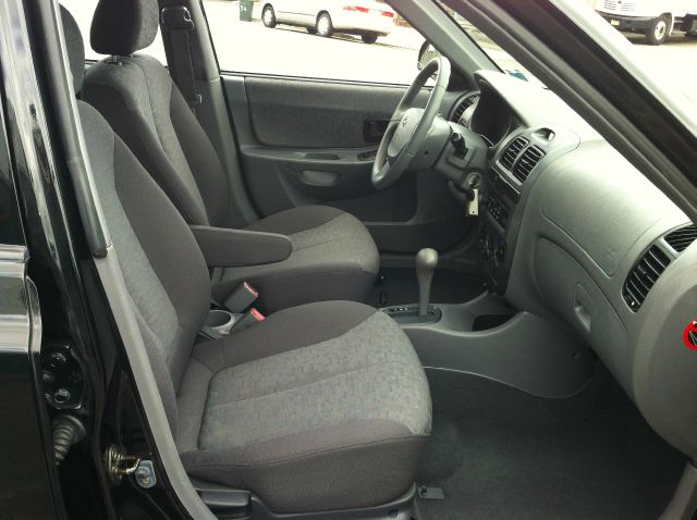 Hyundai Accent 2005 photo 7