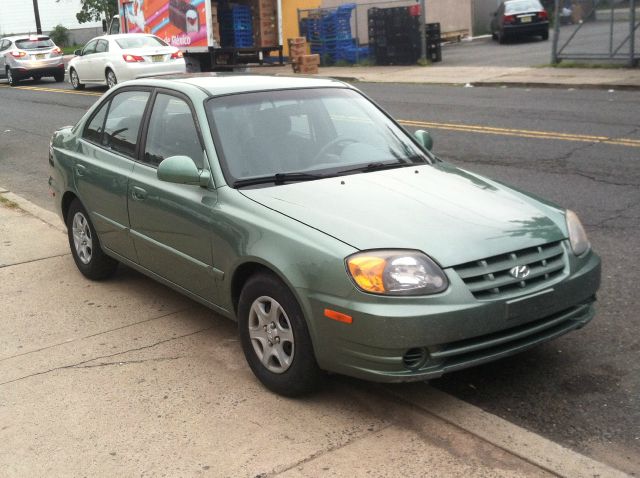 Hyundai Accent 2005 photo 3