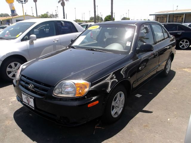 Hyundai Accent 2005 photo 2