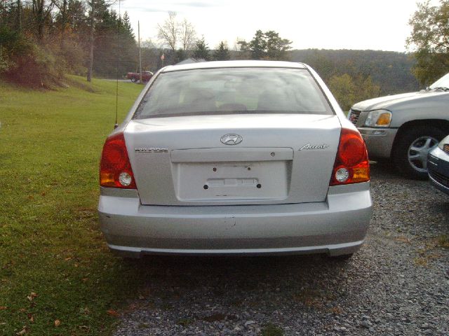 Hyundai Accent 2005 photo 3