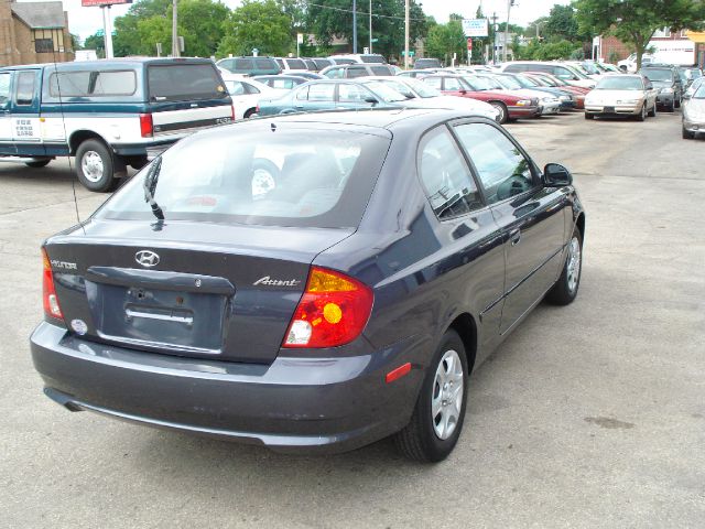 Hyundai Accent 2005 photo 1