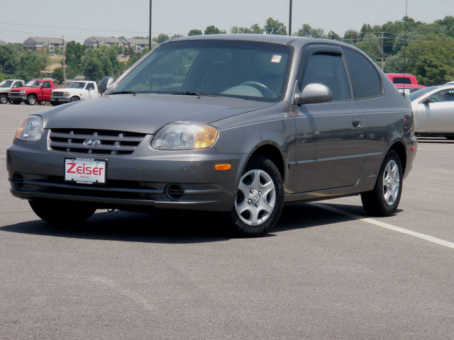 Hyundai Accent FWD 4dr Sport SUV Unspecified