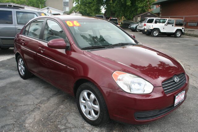 Hyundai Accent 2006 photo 8