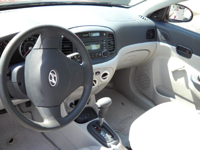 Hyundai Accent 2006 photo 10