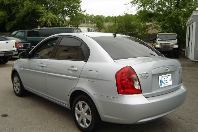 Hyundai Accent ST Sport SLT TRX4 Off Road Laramie Sedan