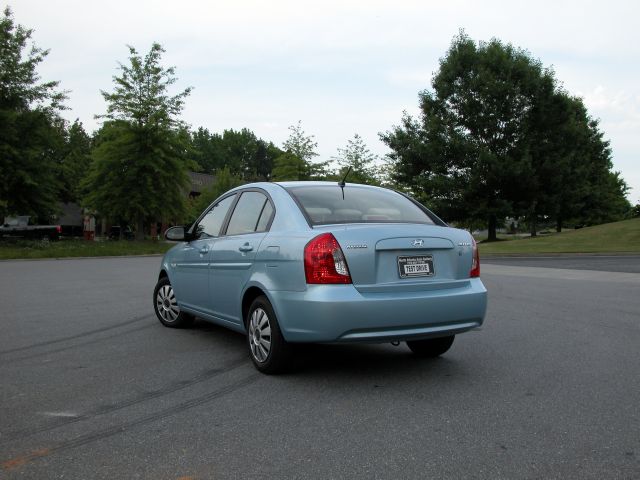 Hyundai Accent 2007 photo 11