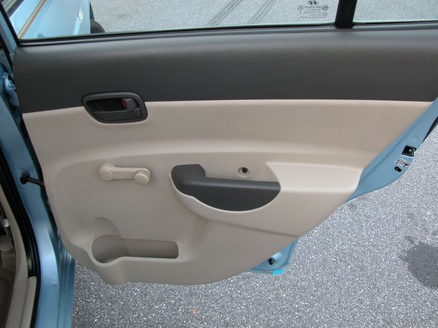 Hyundai Accent 2007 photo 4