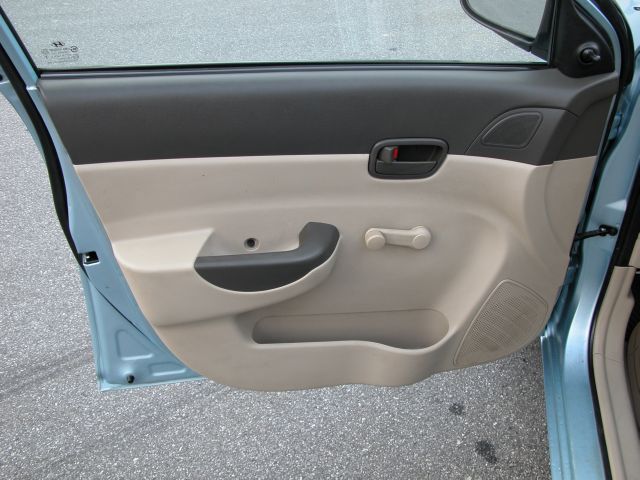 Hyundai Accent 2007 photo 5