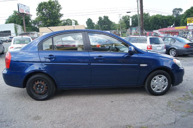 Hyundai Accent 2007 photo 4