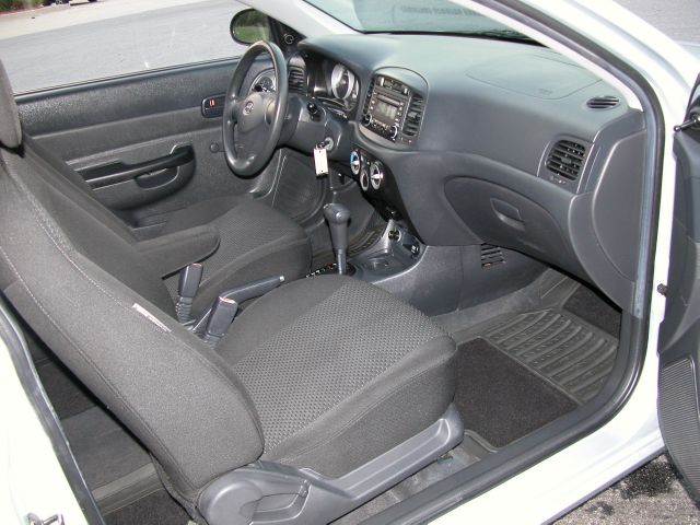 Hyundai Accent 2007 photo 4