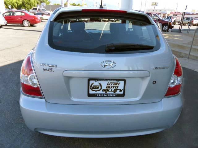 Hyundai Accent 2007 photo 1